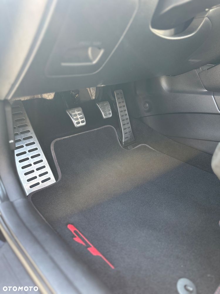 Kia Ceed 1.6 T-GDI GT XL - 25