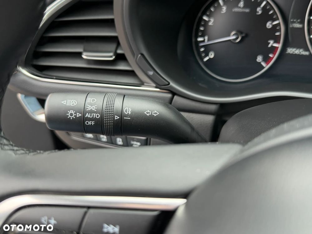 Mazda 3 2.0 mHEV Exclusive Line - 26