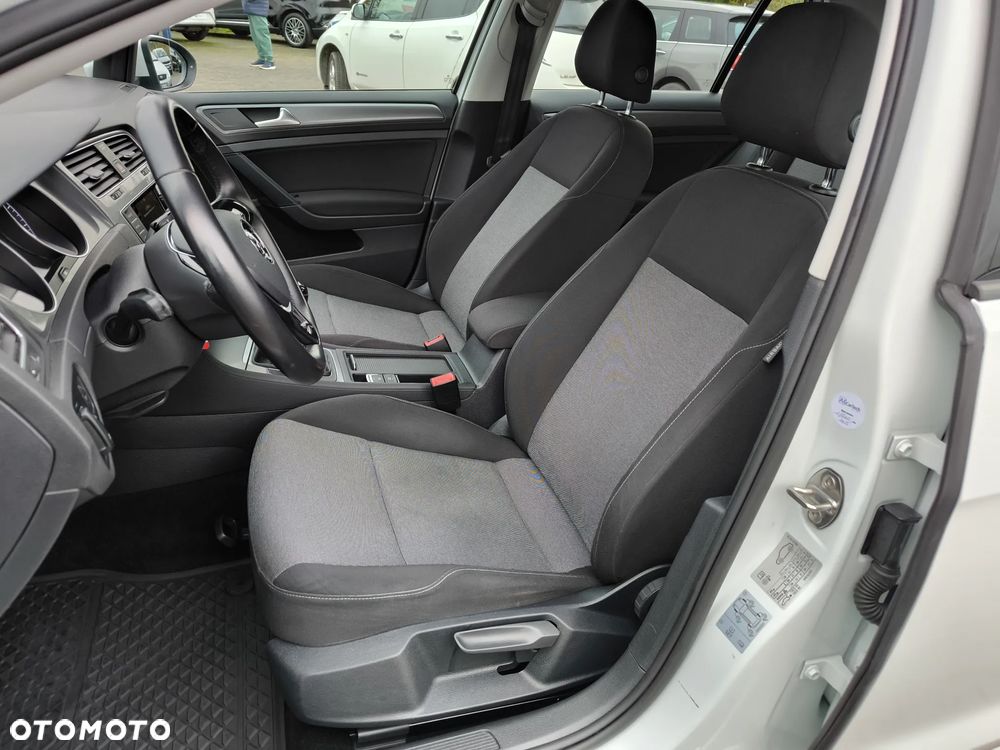 Volkswagen Golf 1.2 TSI BlueMotion Technology Lounge - 16