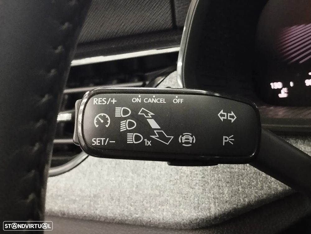 Skoda Kamiq 1.0 TSI Selection DSG - 23