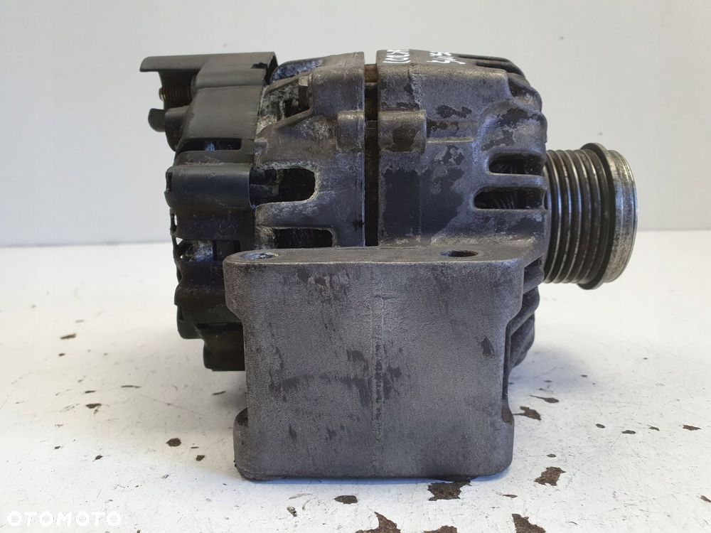 ALTERNATOR Opel Corsa C 1.3 CDTI _ 13117279YQ 706022082 90A - 9