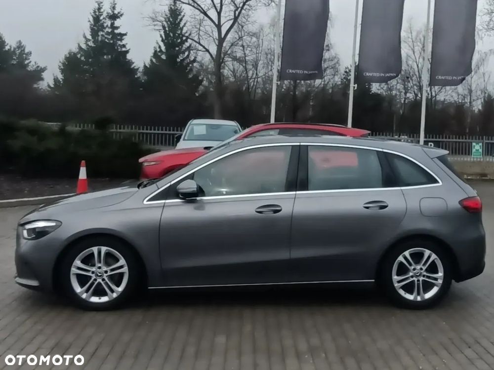 Mercedes-Benz Klasa B 200 d Progressive 8G-DCT - 4