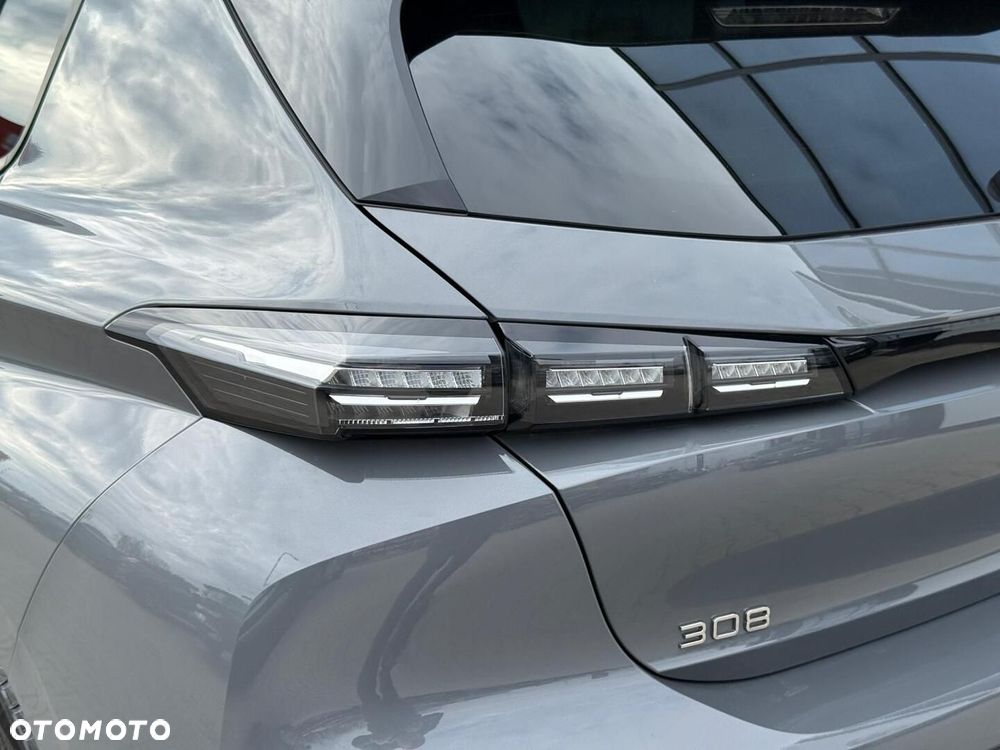 Peugeot 308 1.2 mHEV Allure S&S e-DCS6 - 7