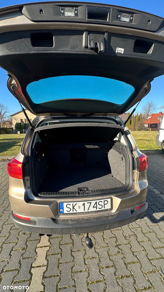 Volkswagen Tiguan 2.0 TDI DPF BlueMotion Technology Sport & Style - 17