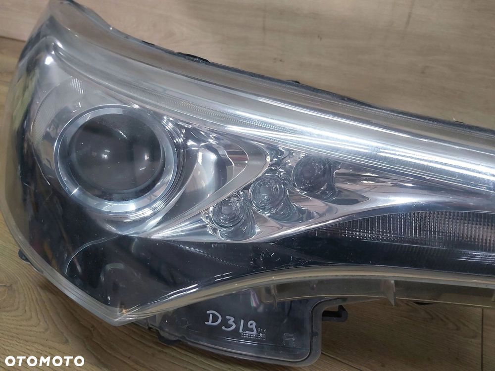 Toyota Avensis T27 II Lift T29 15-18r lampa prawy przód ANGLIK - 16