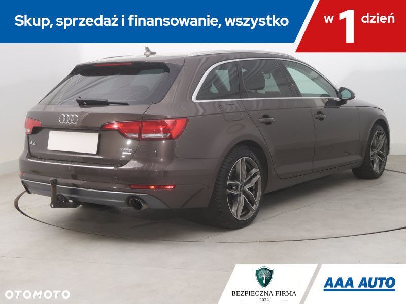 Audi A4 Avant - 6