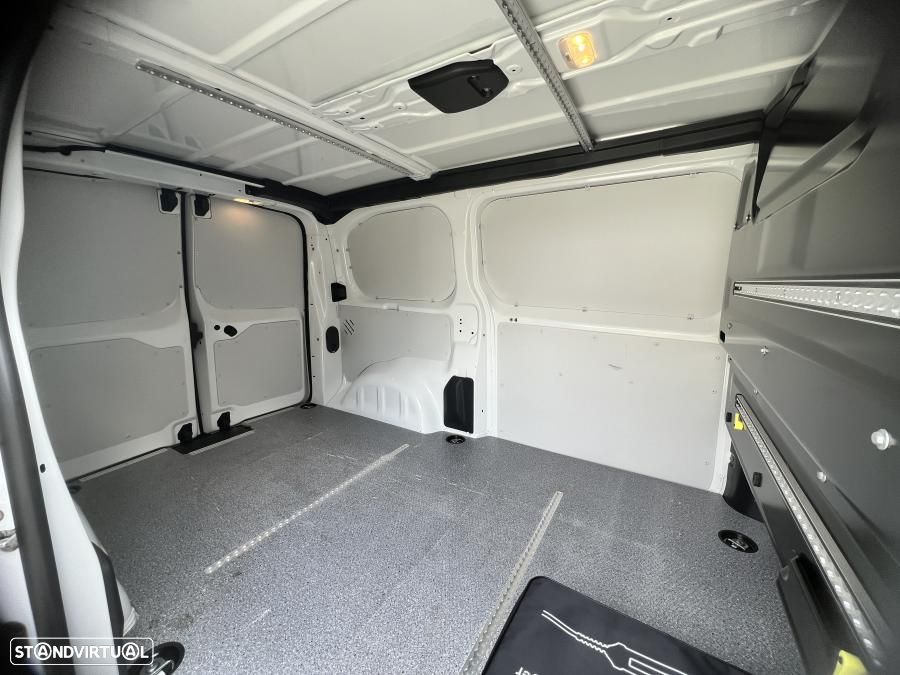 Opel Vivaro e CARGO M 75KWH - 19