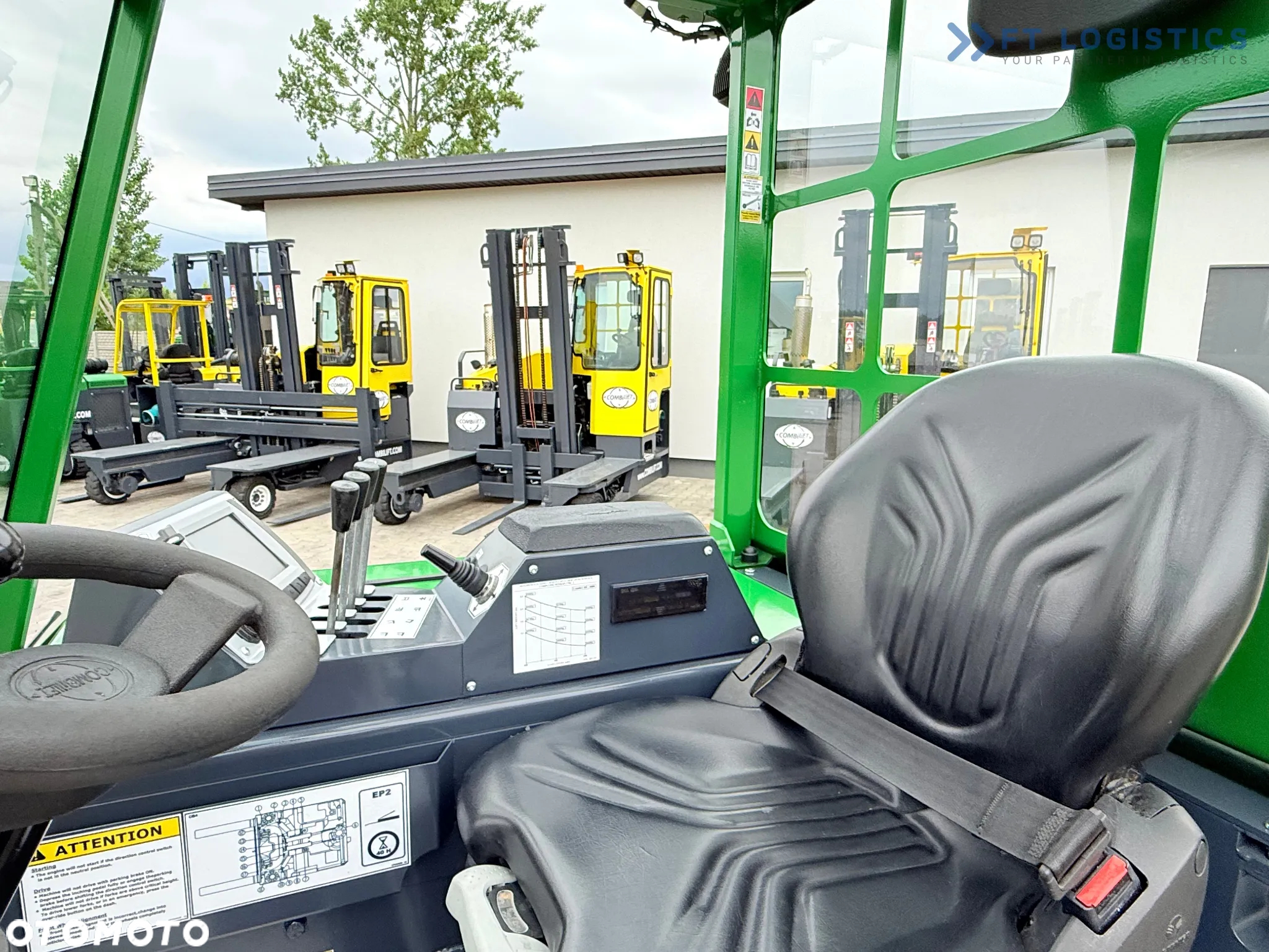 Combilift CBE4000 / TRIPLEX 5200MM / ELEKTRYCZNY / WOLNY SKOK / POZYCJONER / PRZESUW WIDEŁ / JAK NOWY - 12