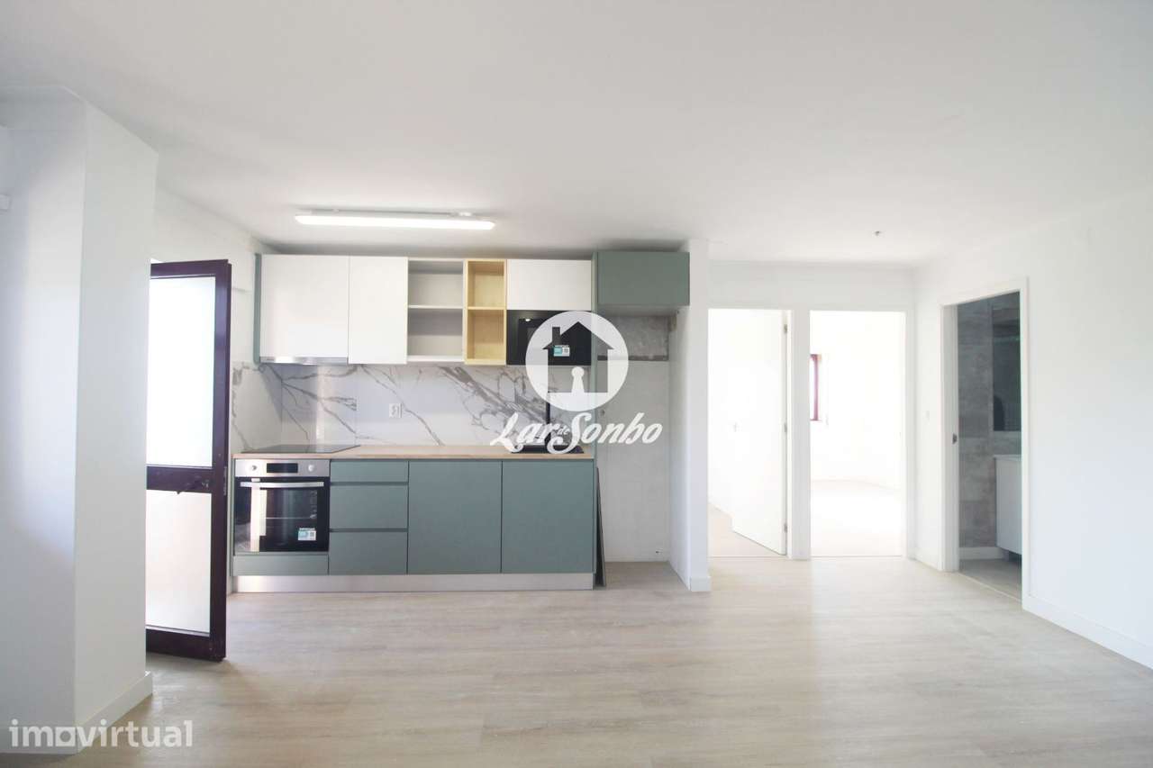 Apartamento T2 Remodelado, em Santegãos, Rio Tinto  Excelente Oport... - Grande imagem: 2/21
