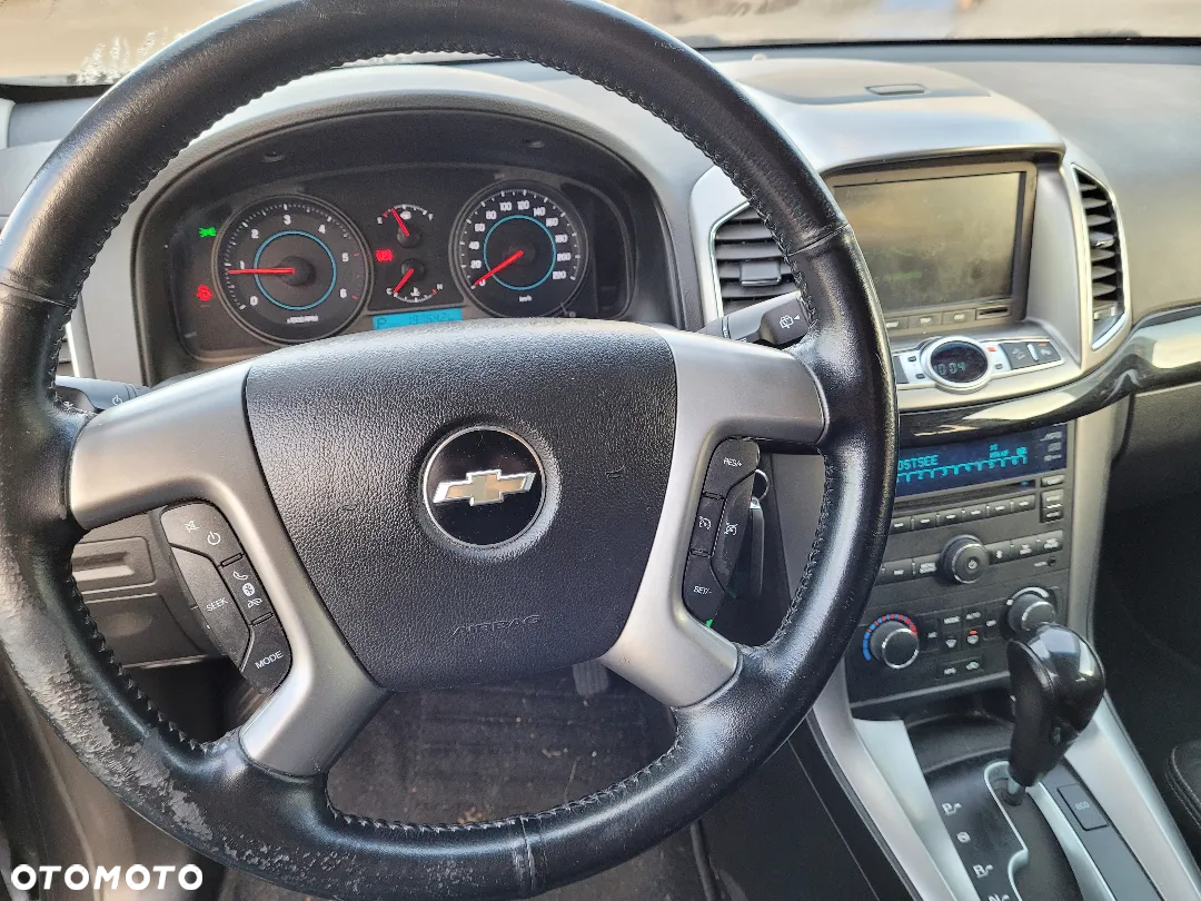 Chevrolet Captiva 2.2 d LT+ - 13