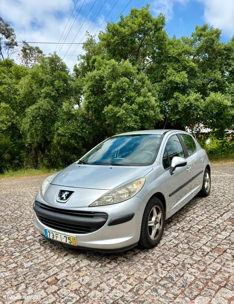 Peugeot 207 1.4 HDi Trendy - 1