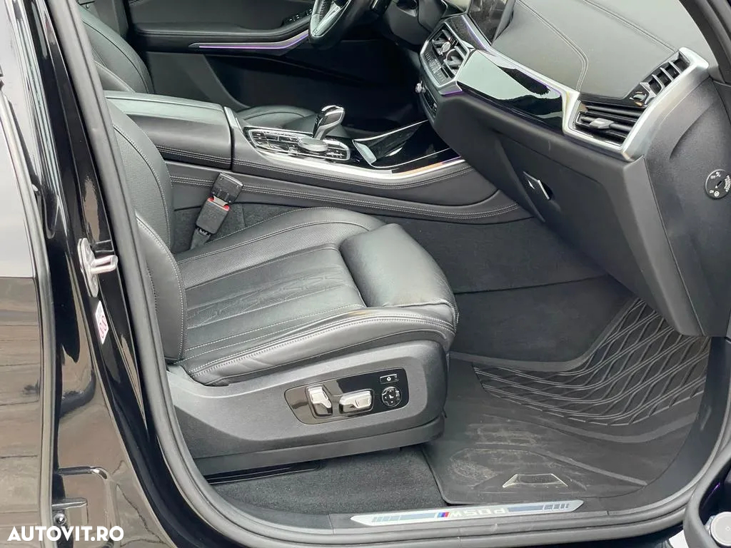 BMW X5 M M50d - 25