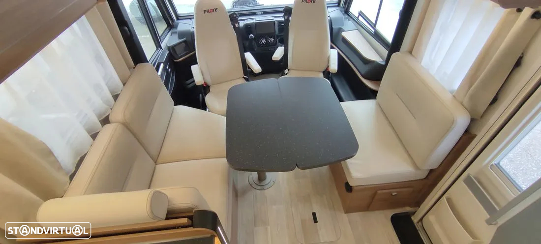Pilote Expression G740 (IVA Descriminado-Cama central-Sala face/face) - 9
