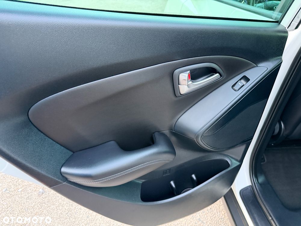 Hyundai ix35 1.6 GDI Comfort 2WD - 24