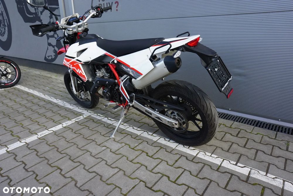 SWM SM 125 R - 11
