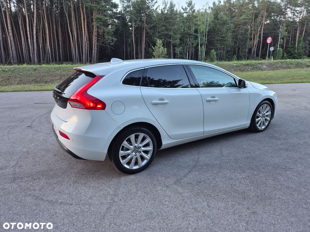 Volvo V40 - 4