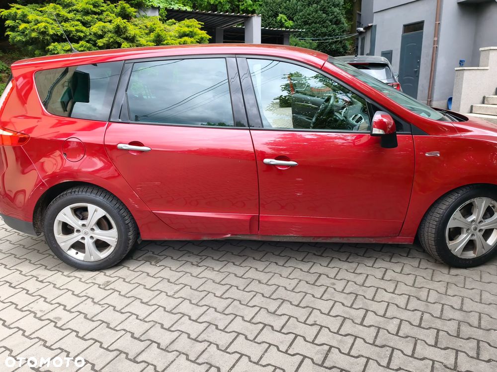 Renault Scenic 2.0 16V 140 CVT Dynamique - 2