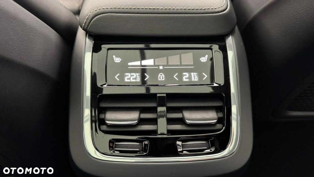 Volvo XC 60 B5 B AWD Ultimate Dark - 15