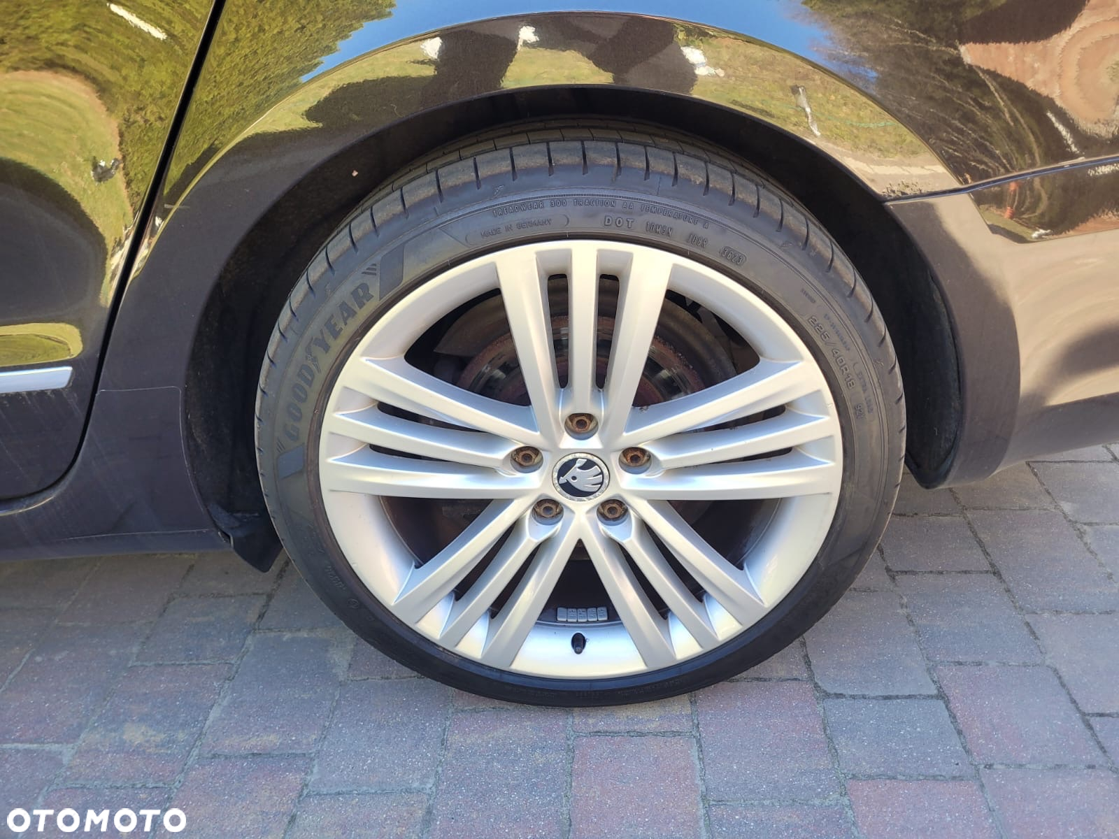Skoda Superb 2.0 TDI DSG Elegance - 16
