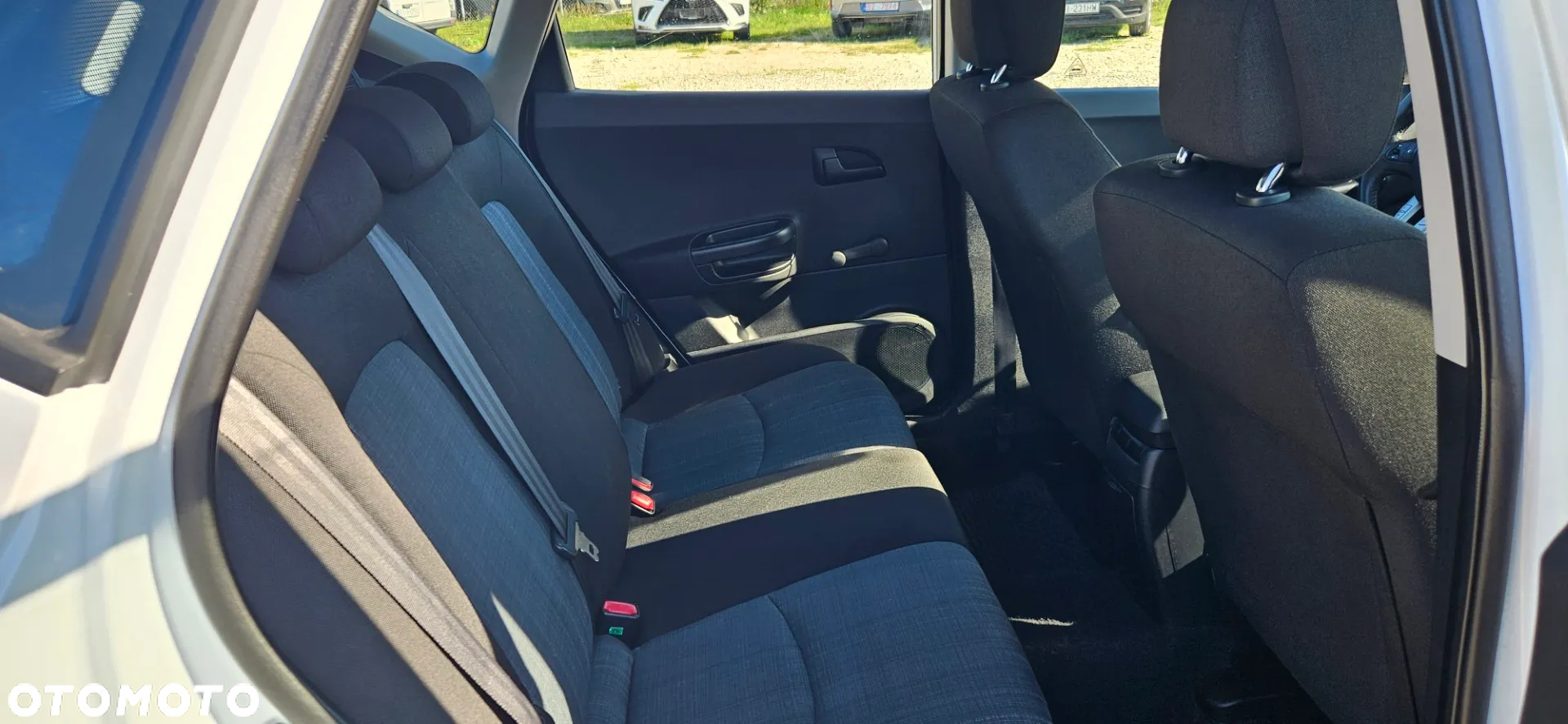 Kia Ceed 1.6 CRDi 90 ISG Spirit - 21