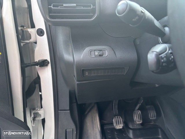 Peugeot Partner 1.6 BlueHDi Confort - 15