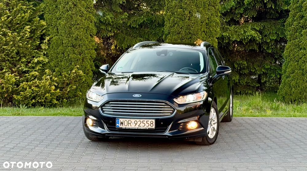 Ford Mondeo 2.0 TDCi STart-Stopp PowerShift-Aut Titanium - 3