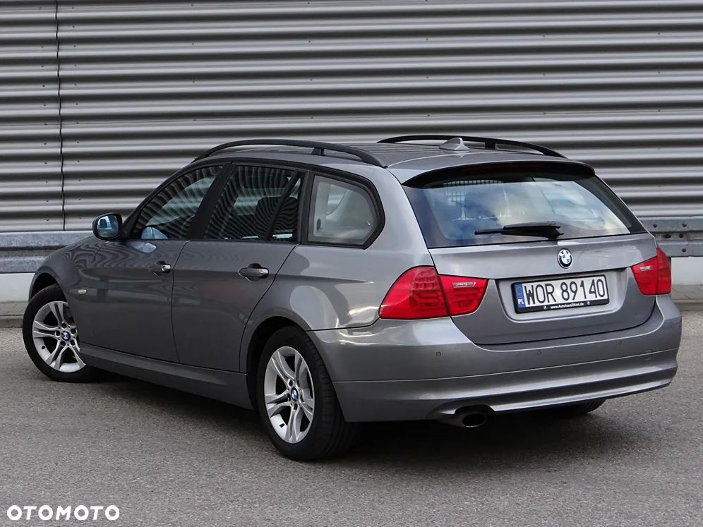 BMW Seria 3 318d DPF Edition Lifestyle - 21
