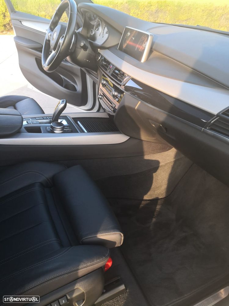 BMW X5 xDrive40e - 12