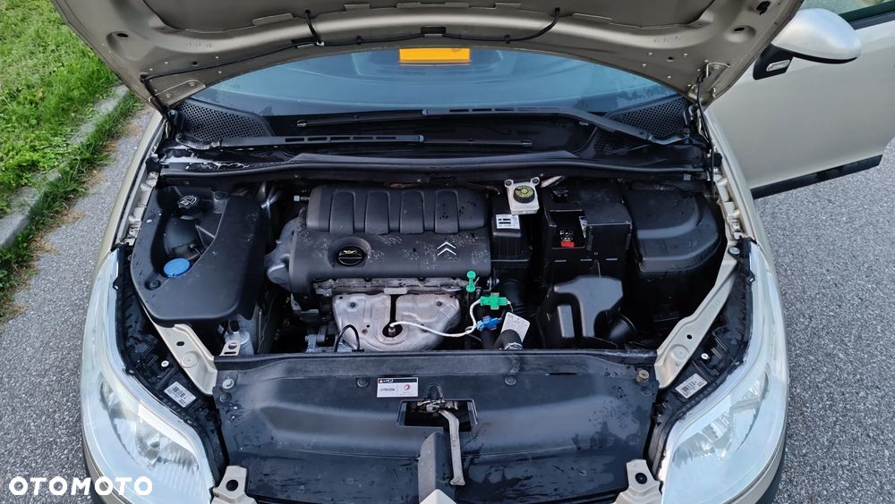 Citroën C4 1.4 16V SX - 23