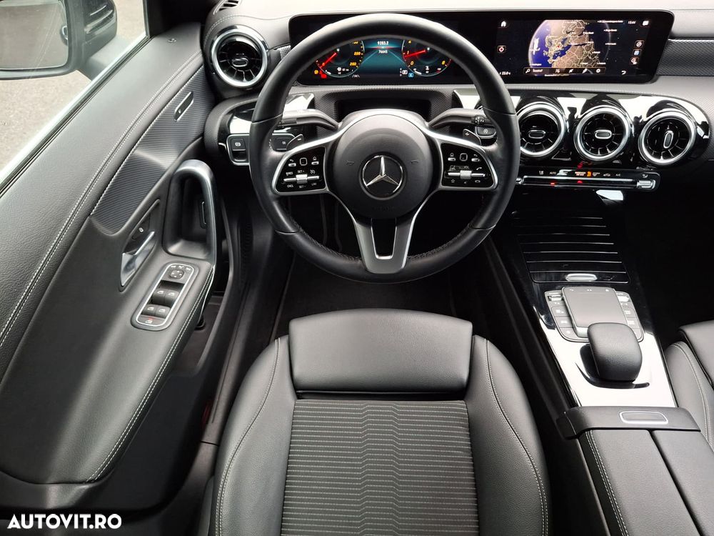 Mercedes-Benz CLA 180 7G-DCT - 14