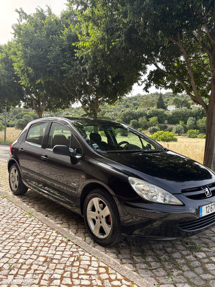 Peugeot 307 1.6 HDi Navtech - 2