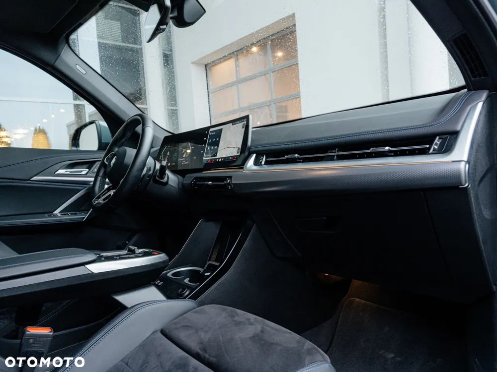 BMW X1 sDrive20i - 8