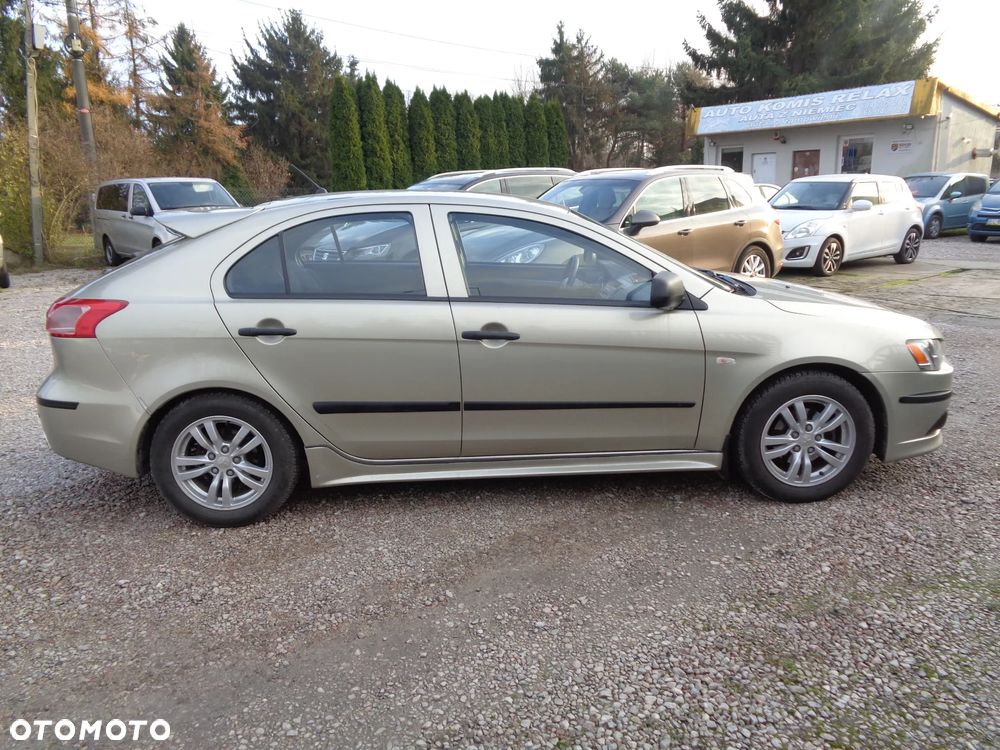 Mitsubishi Lancer 1.6 ClearTec Edition - 3
