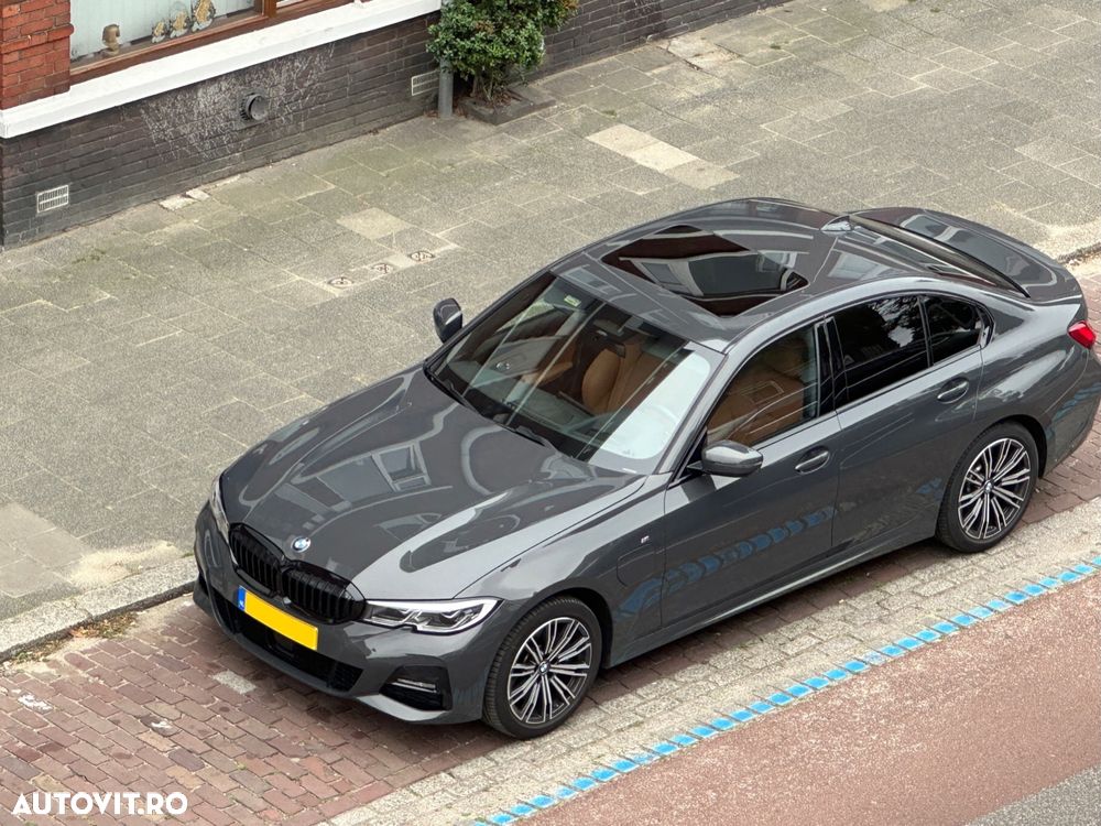 BMW Seria 3 330e Aut. M Sport - 2