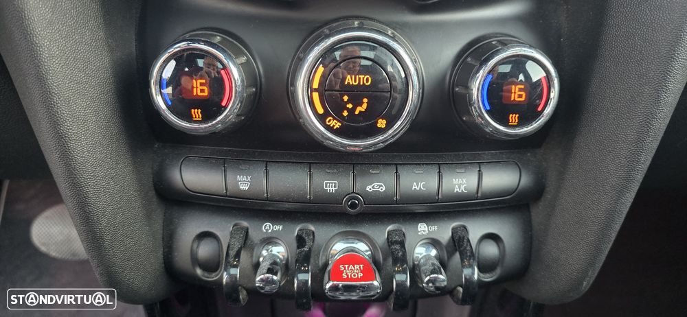 MINI 3 Portas Cooper Aut. - 21