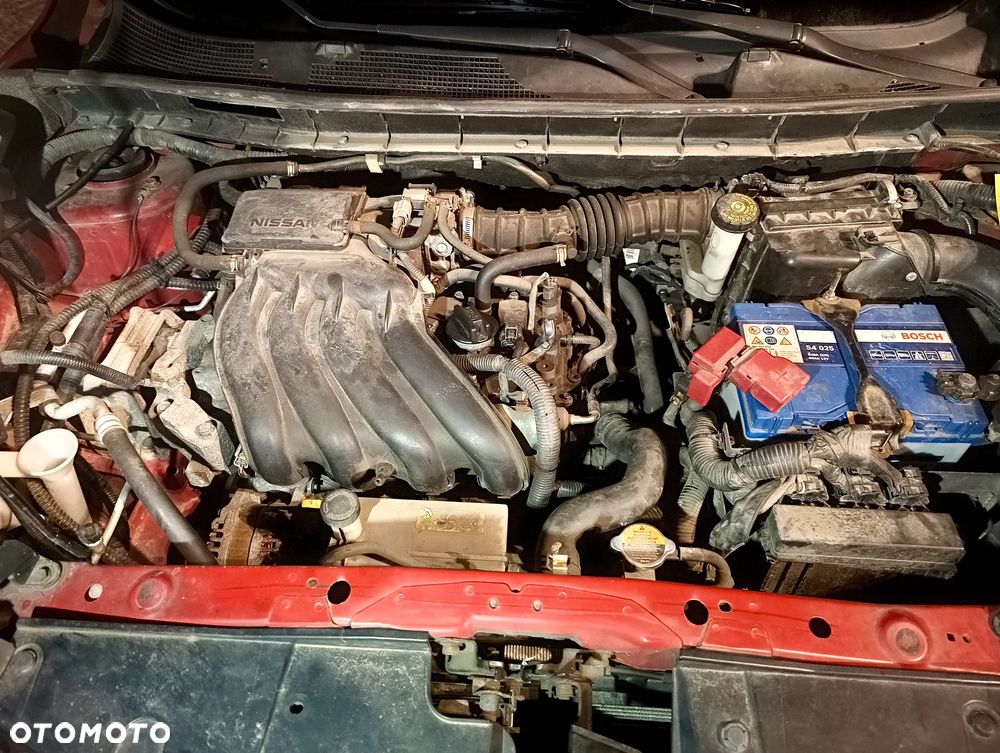 Nissan Juke 1.6 Visia - 13