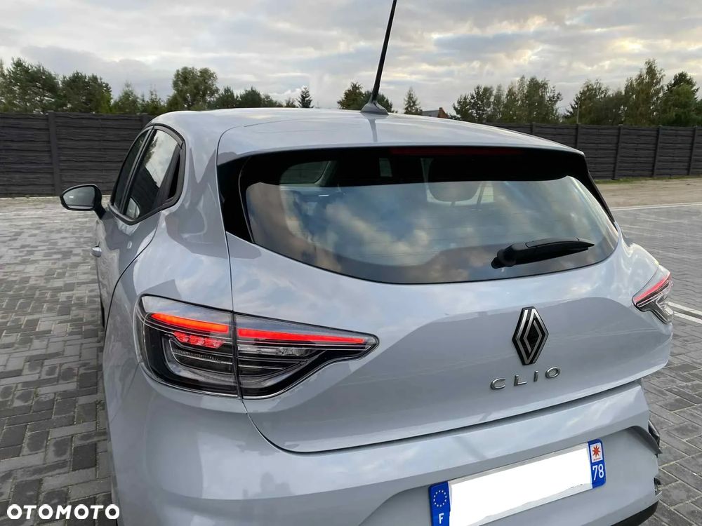 Renault Clio 1.0 TCe Evolution - 21