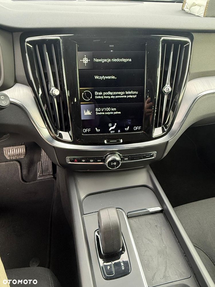 Volvo V60 D3 Momentum - 8