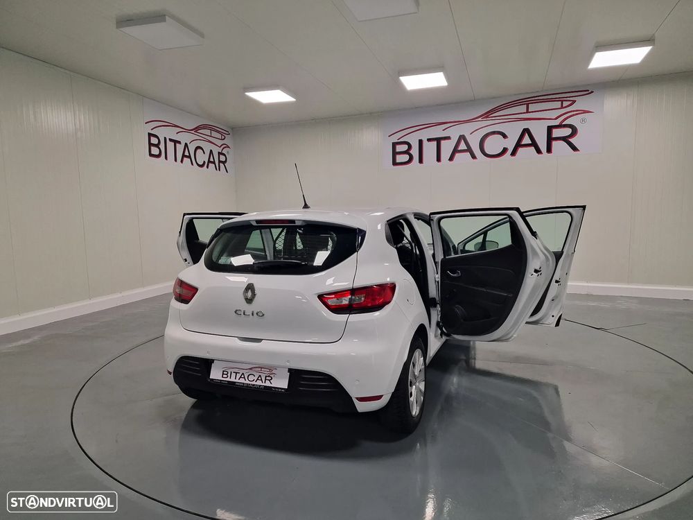 Renault CLIO SOCIETE 1.5 DCI 90CV INTENS GPS IVA DEDUTIVEL - 33