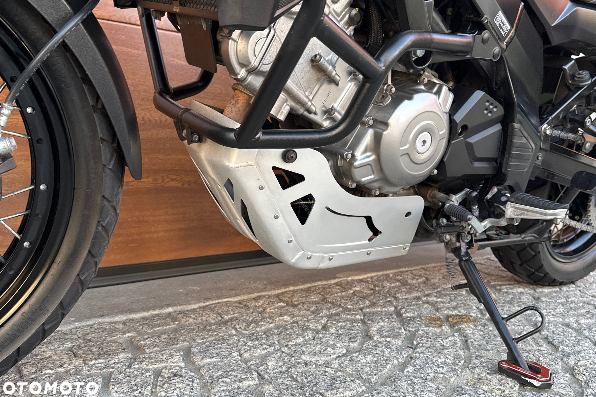 Suzuki DL - 35