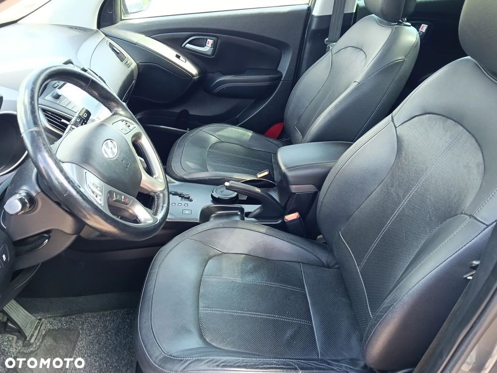 Hyundai ix35 2.0 CRDi Premium 4WD - 17