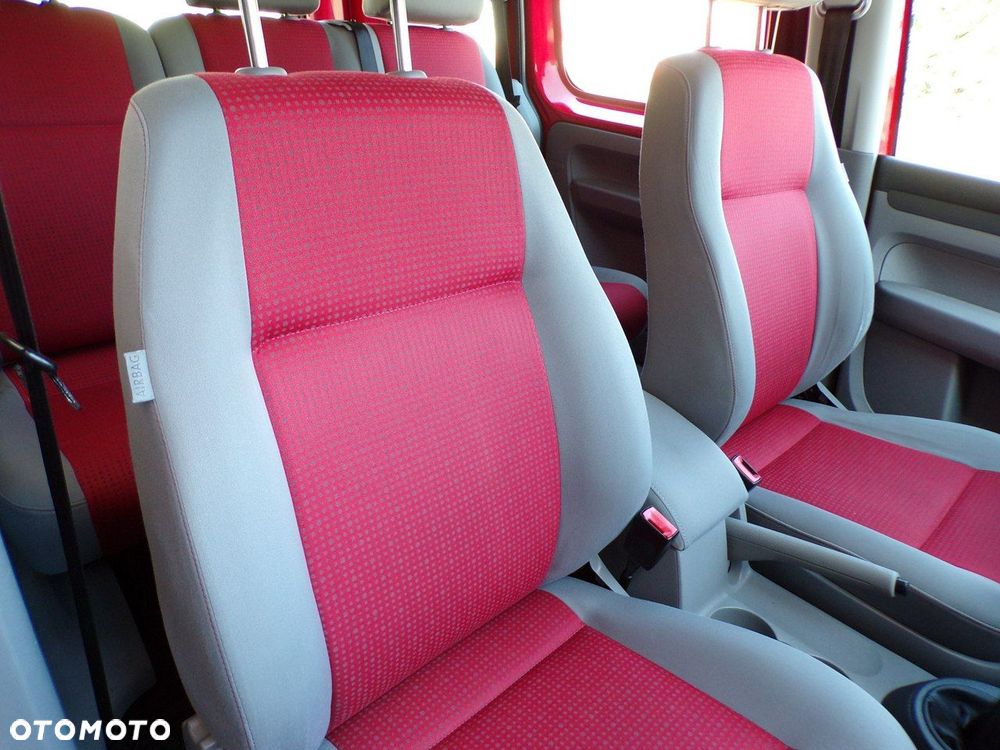 Volkswagen Caddy - 18