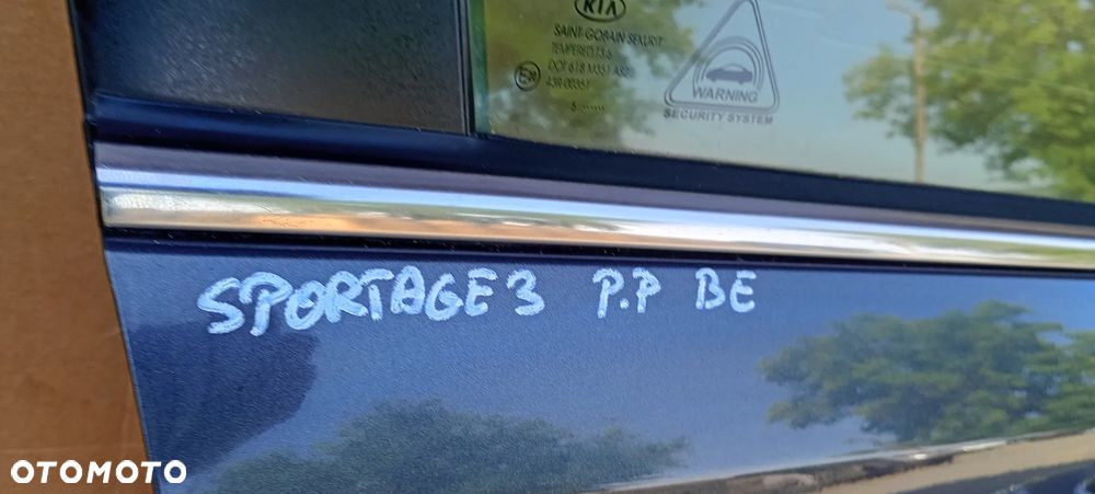 Drzwi prawy przód przednie prawe Kia Sportage III 3 BE - 11
