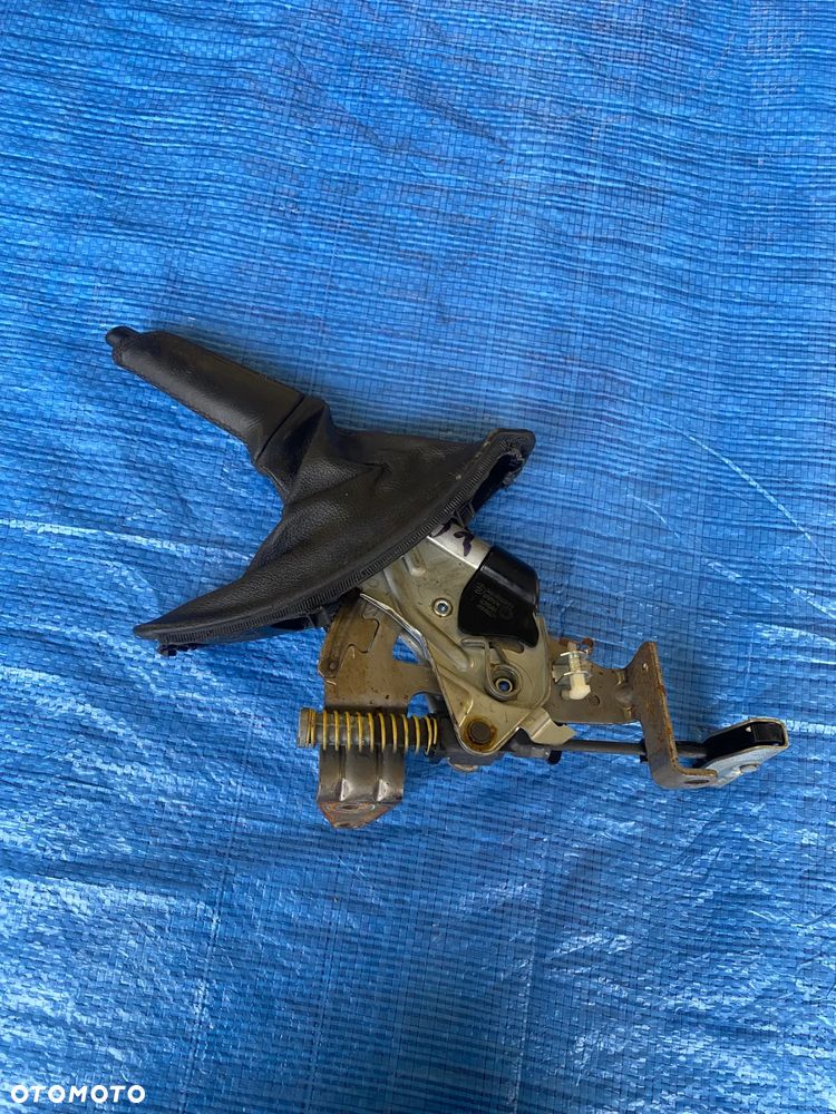 DŹWIGNIA HAMULCA RĘCZNEGO EUROPA bmw E90 E92 E87 E82 SKÓRA 3440676492402 - 1