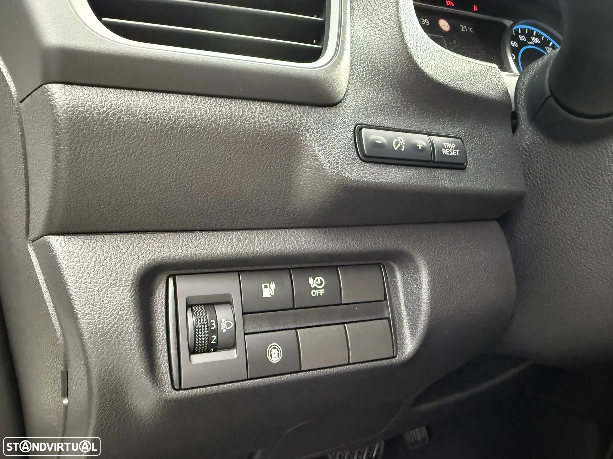 Nissan Leaf N-Connecta - 25