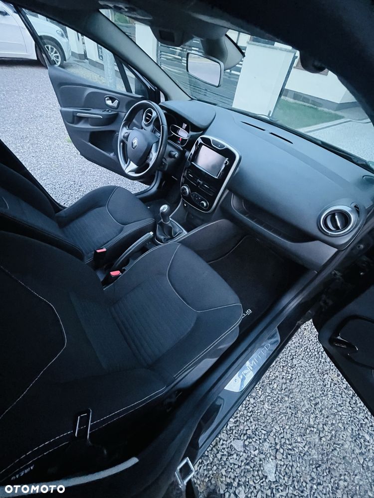 Renault Clio - 6