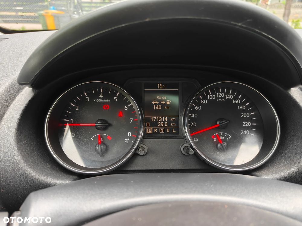 Nissan Qashqai - 15