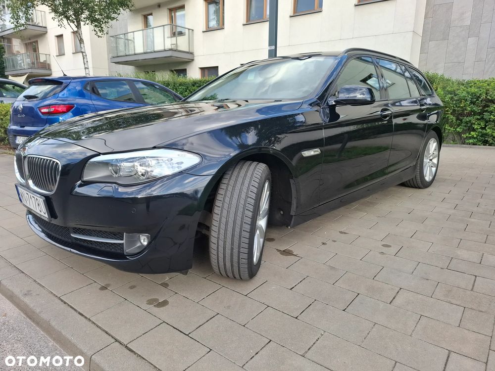 BMW Seria 5 528i xDrive Sport-Aut - 20