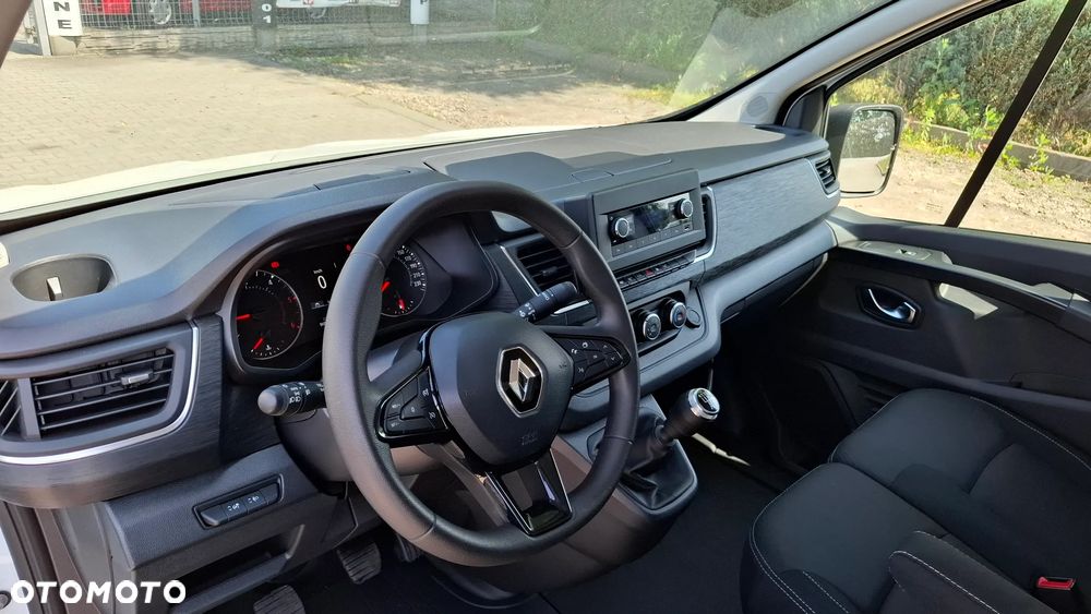 Renault TRAFIC - 16