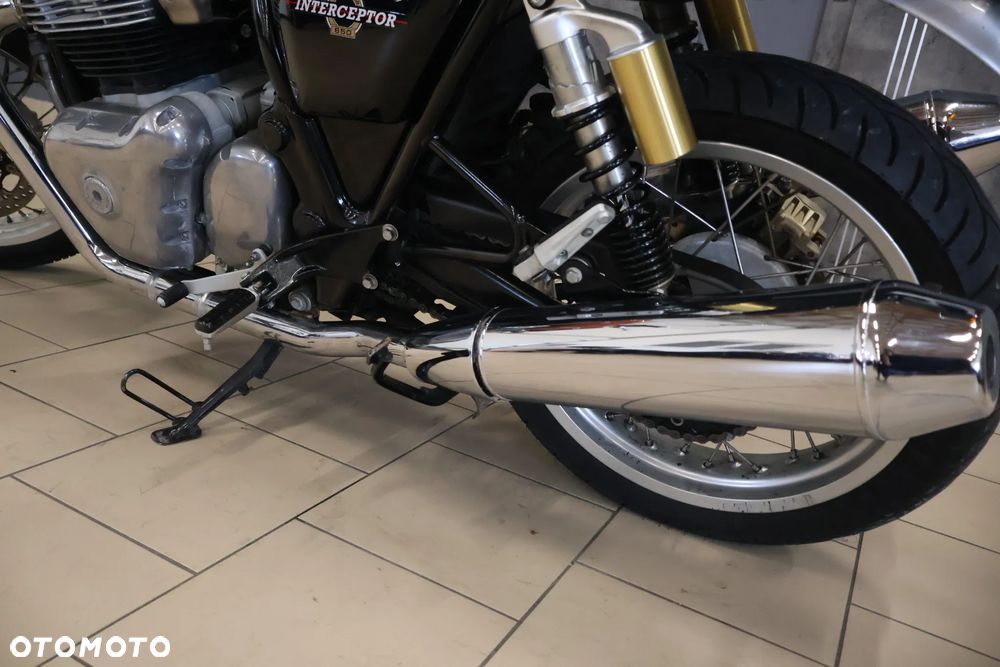 Royal Enfield Interceptor - 21
